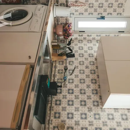 Remarkable 1-bed In Apartment Porto